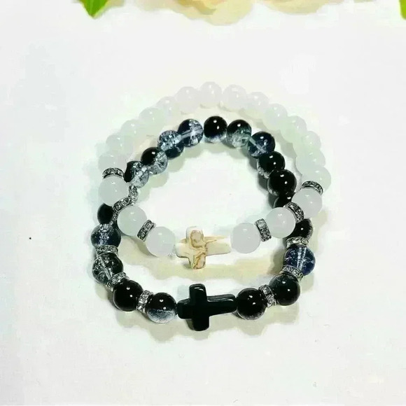 Cross Rhinestone Beaded Bracelets - Picture 5 of 7